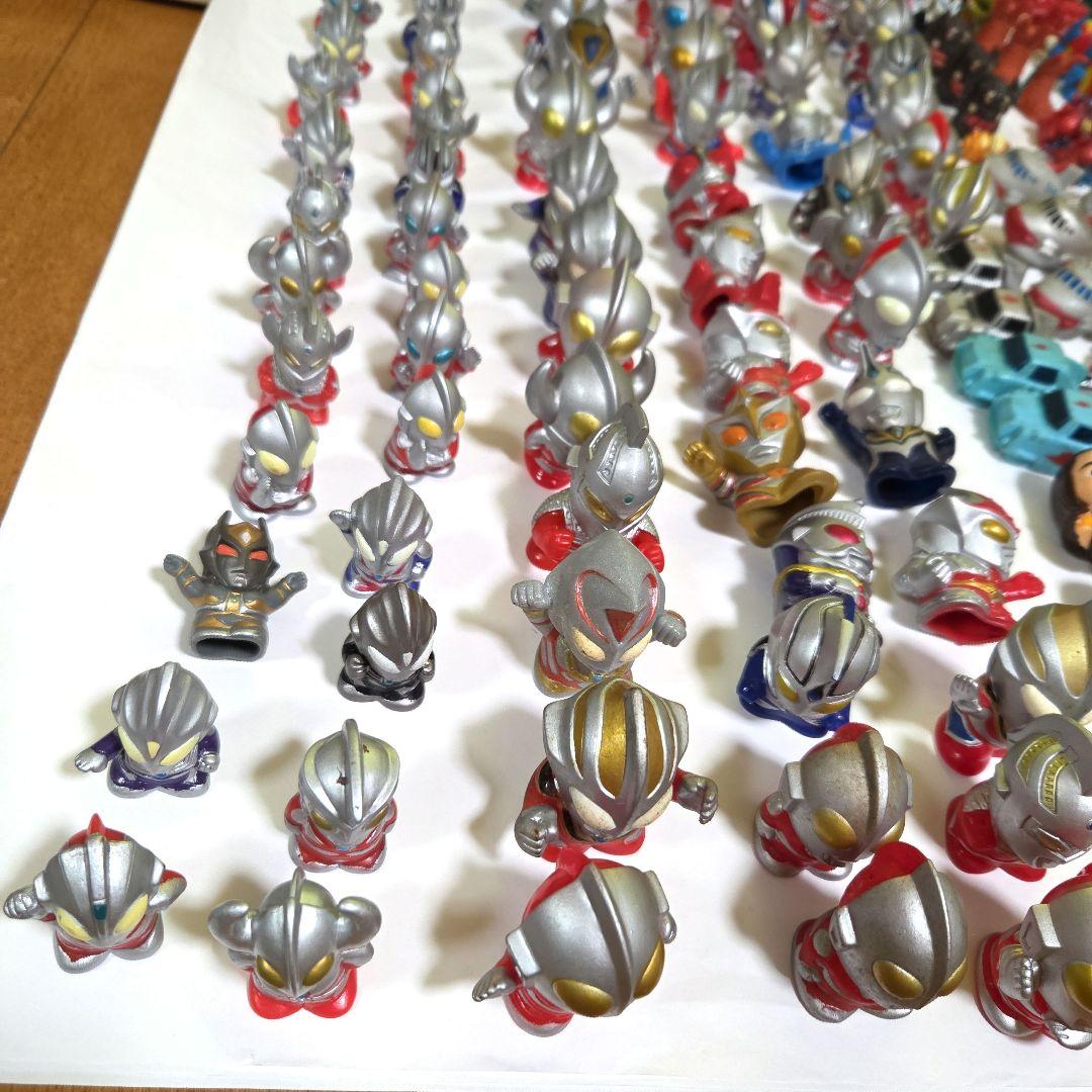 d*3様 ウルトラマン 　 怪獣フェギュア　ソフビ　指人形　大小309体　まとめ