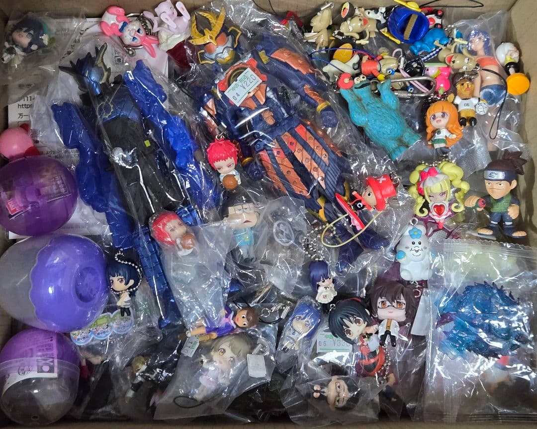 大量まとめ売り フィギュア ガチャガチャ フィギュアストラップなど 190個