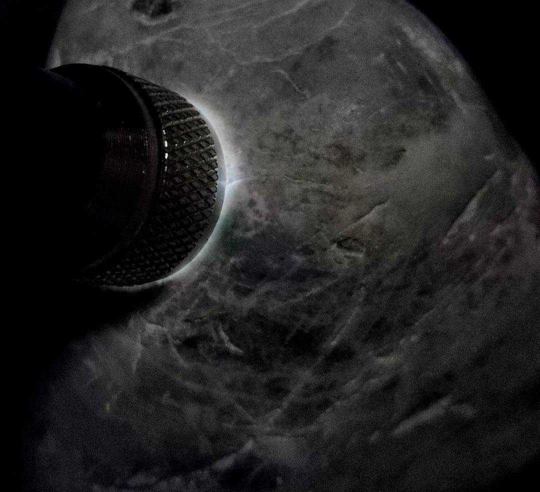 ★翡翠原石★糸魚川翡翠【海石青系・バレル573ｇ】