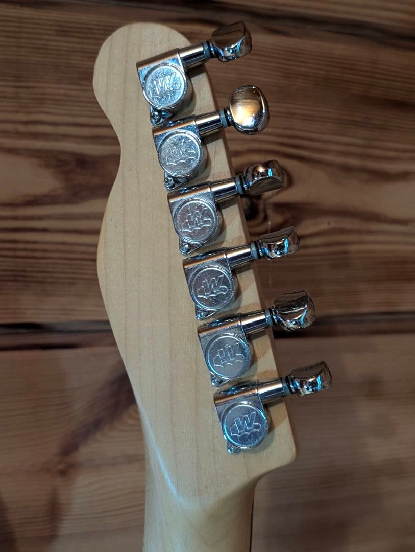 テレキャスタータイプエレキギター