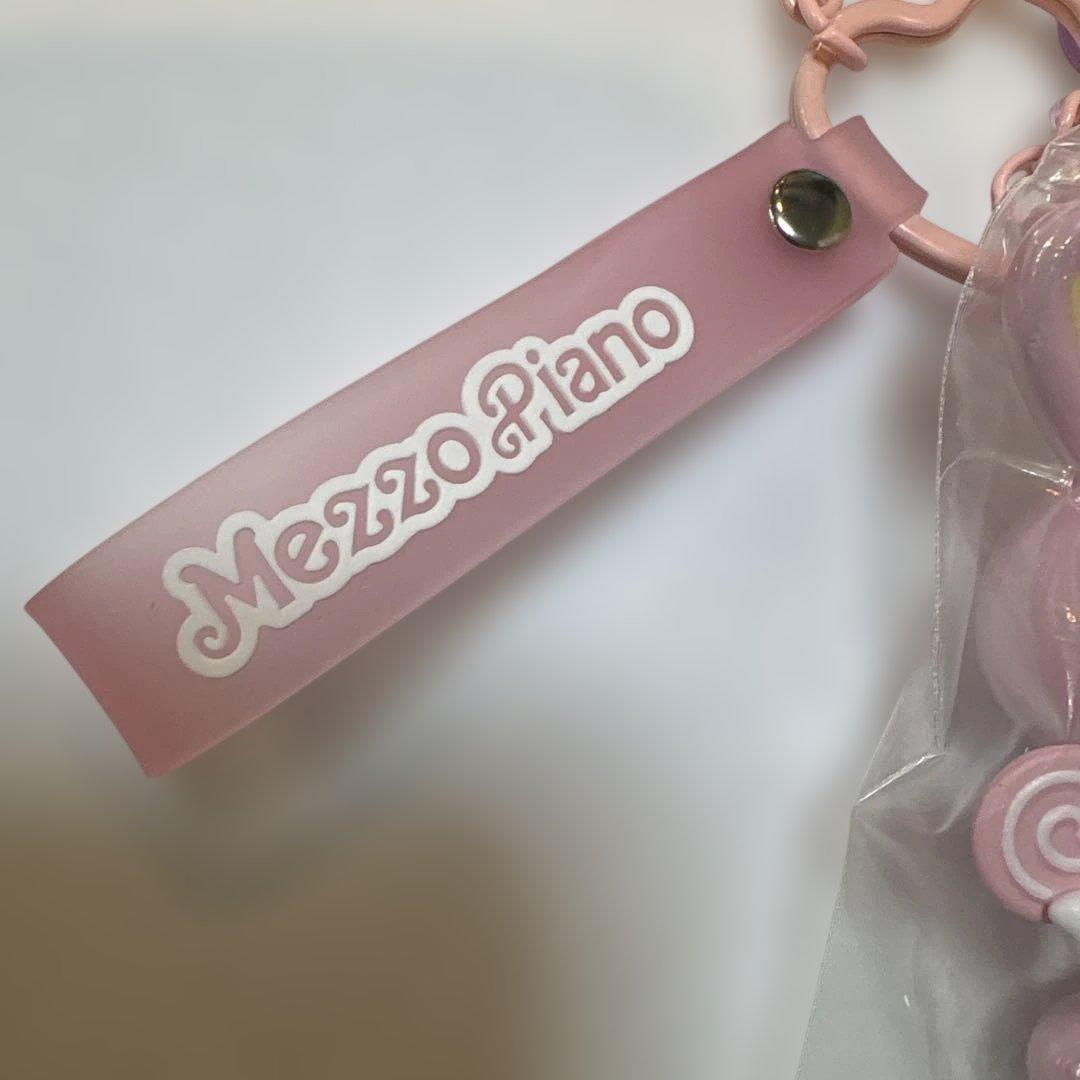 メゾピアノ　シークレットキャラチャーム　シークレット オーロラカラー