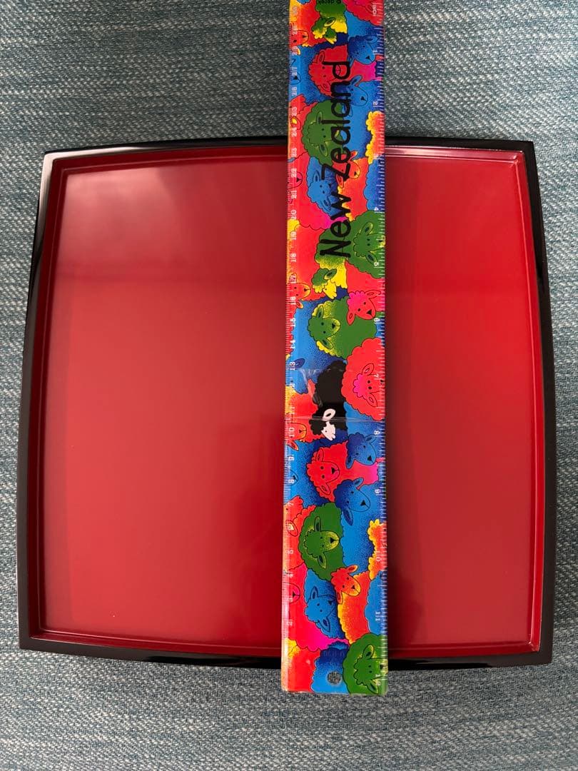 輪島塗 三段重 台付　飛花沈金　うるし塗