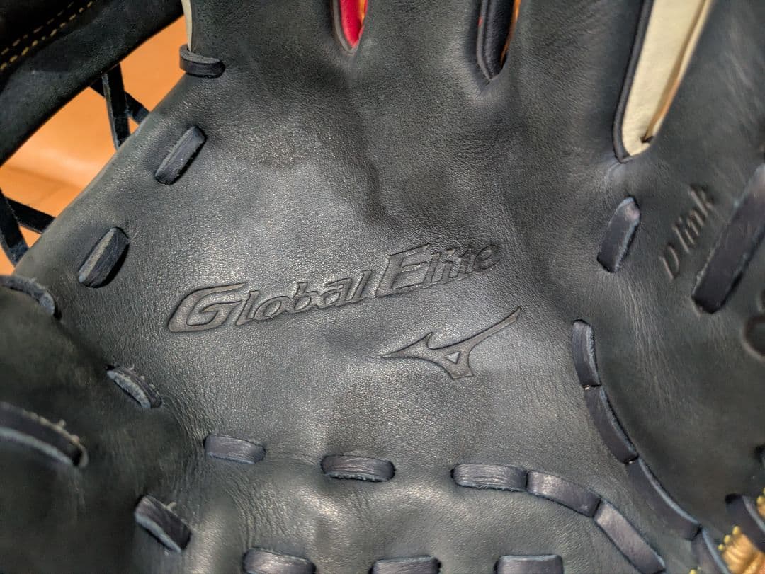Global Elite 野球用グローブ レッド/ブラック