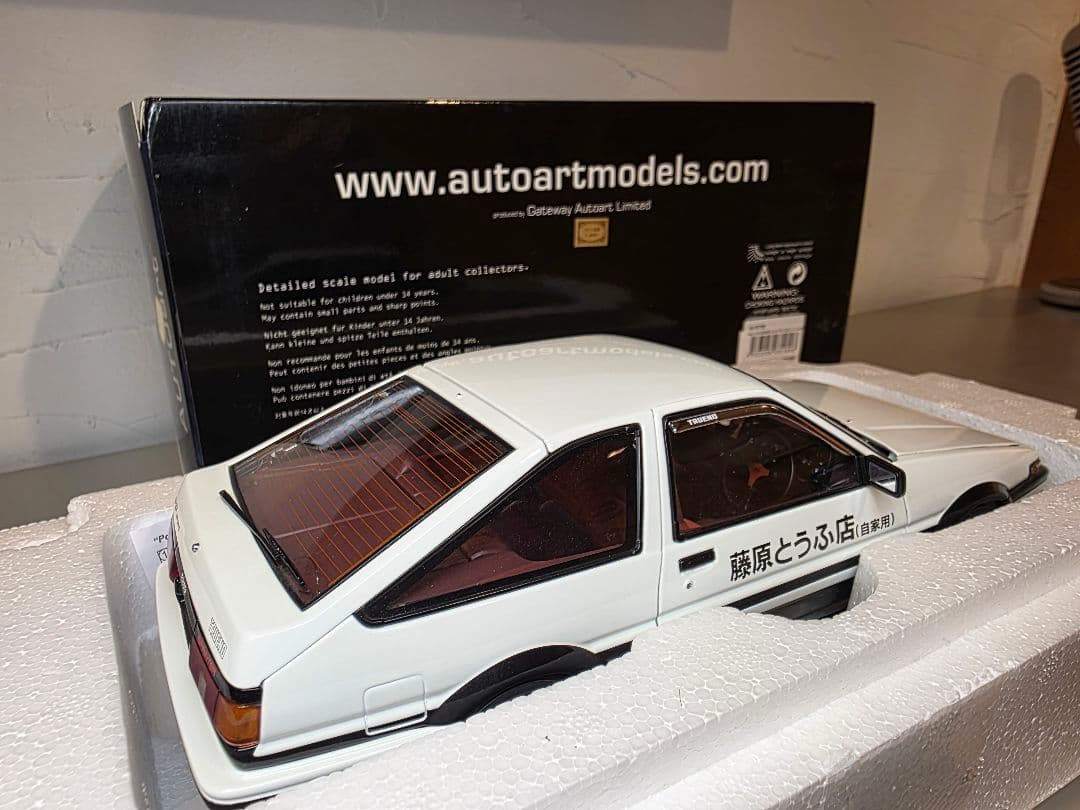 オートアート 頭文字D イニシャルD 1/18 スプリンタートレノ ノーマル版