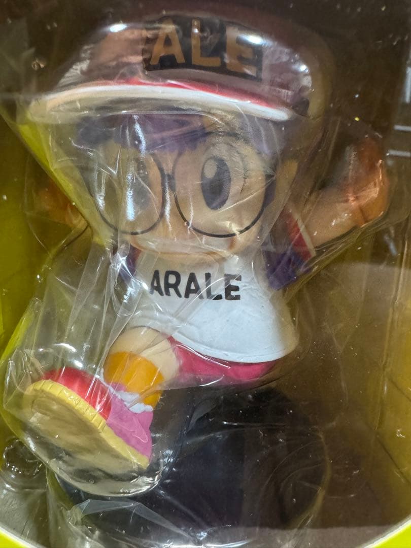 新品 千値練 Dr.スランプ アラレちゃん 則巻アラレ フィギュア 送料込み