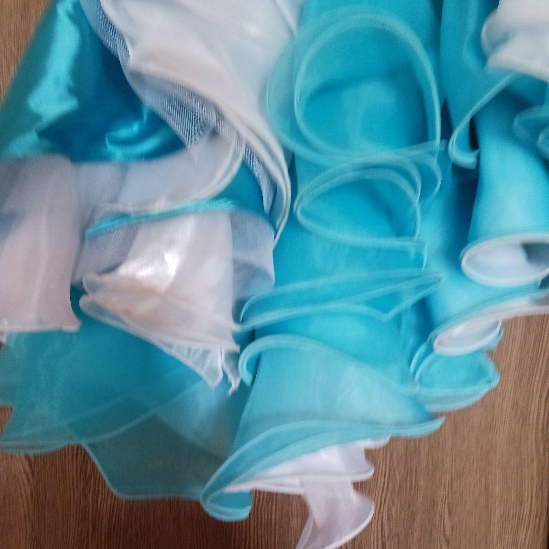 水色の社交ダンスドレス ビーズと刺繍付き