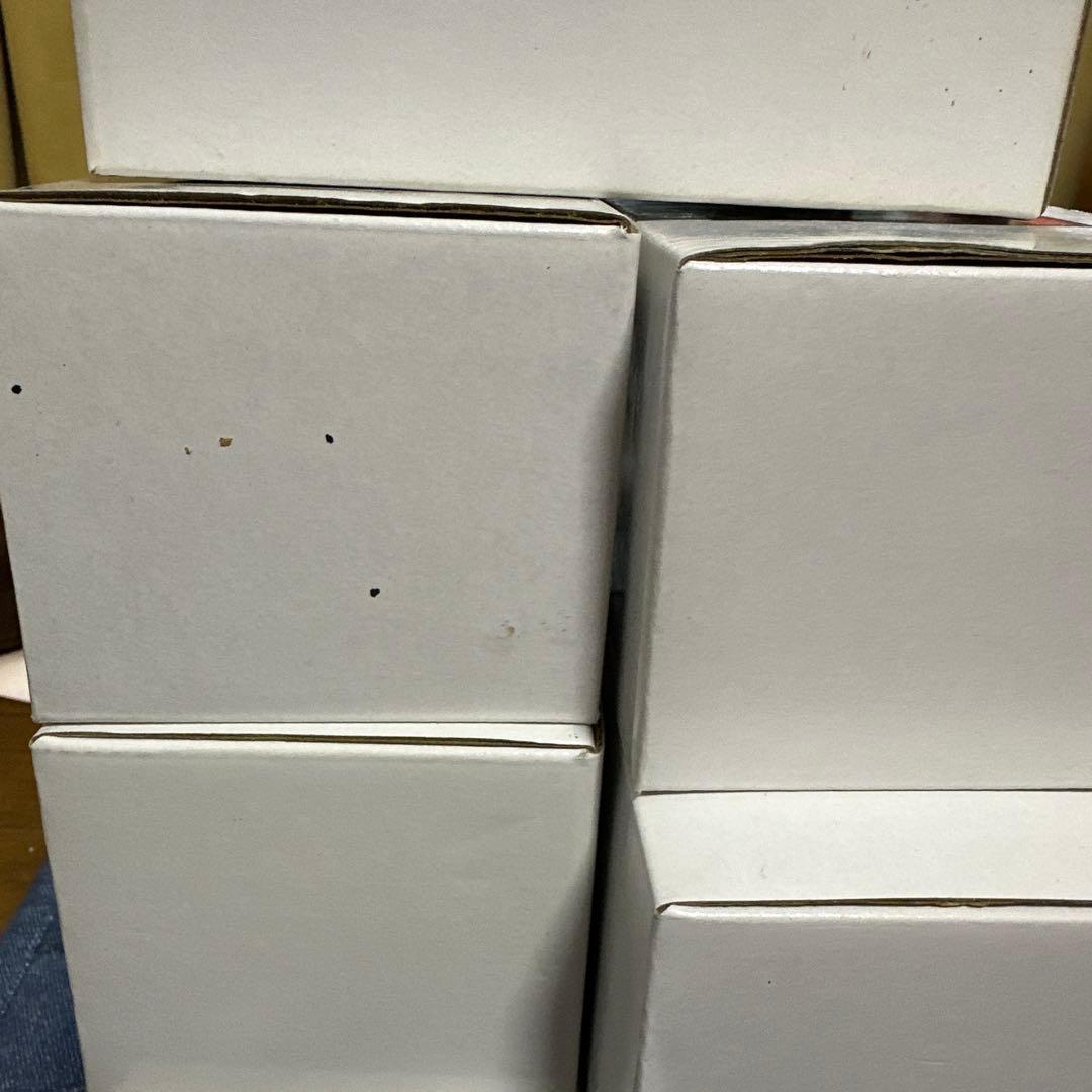 加藤工芸 ハローキティ マンスリーフィギュア