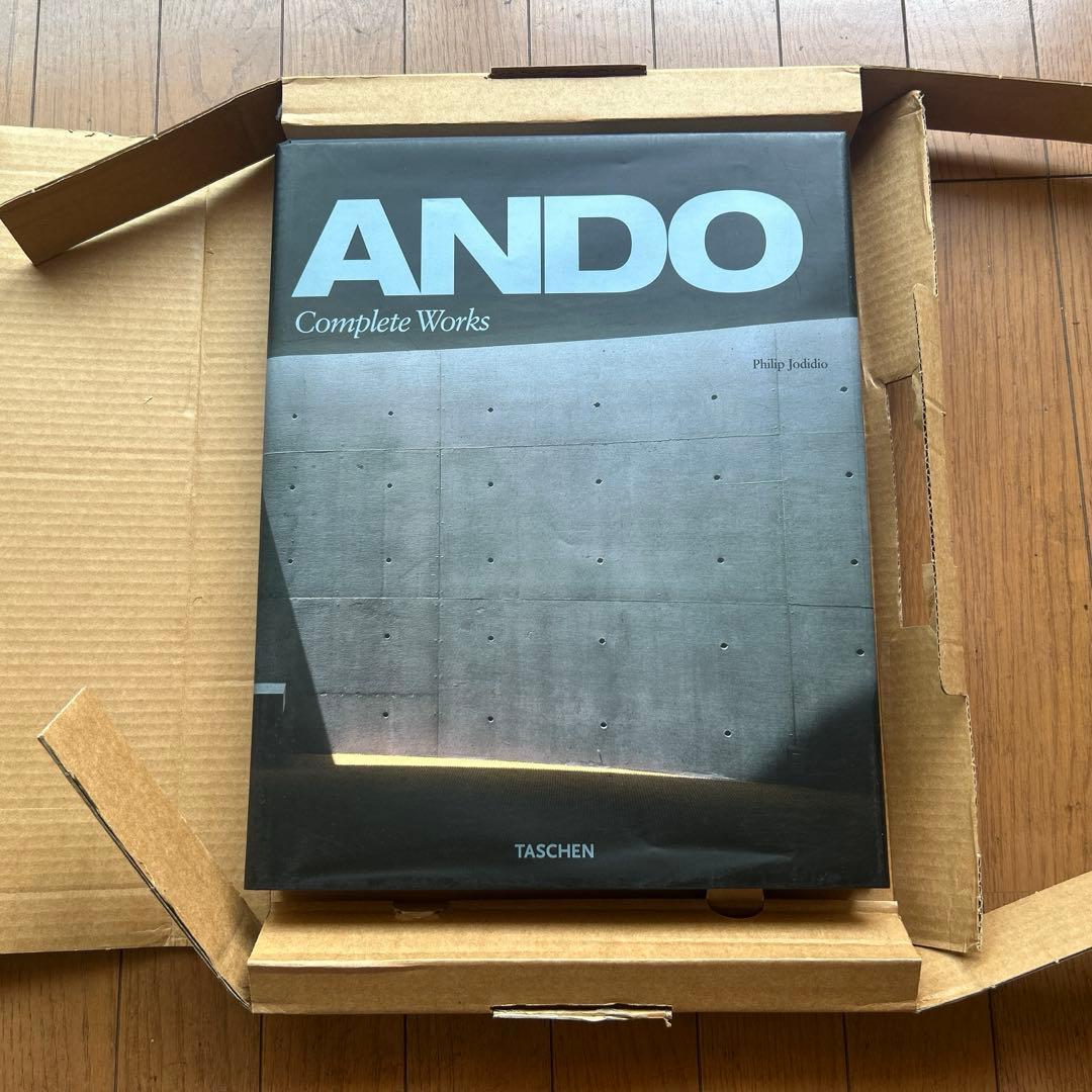 ▪️サイン入▪️箱付　安藤忠雄コンプリートワークス TASCHEN 大型本 ANDO