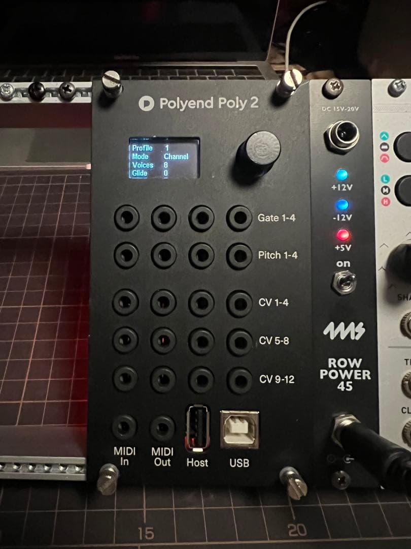 Polyend Poly2 MIDI to CV/Gate コンバーター