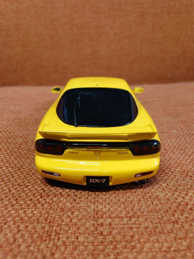 1/18　otto（京商）RX-7　FD
