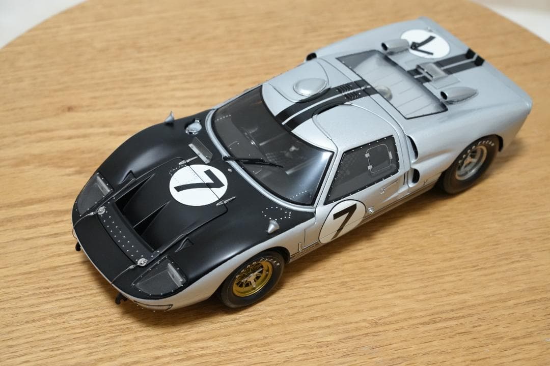 美品 EXOTO 1/18 FordGT40 Mk.II 1966 #7 元箱付