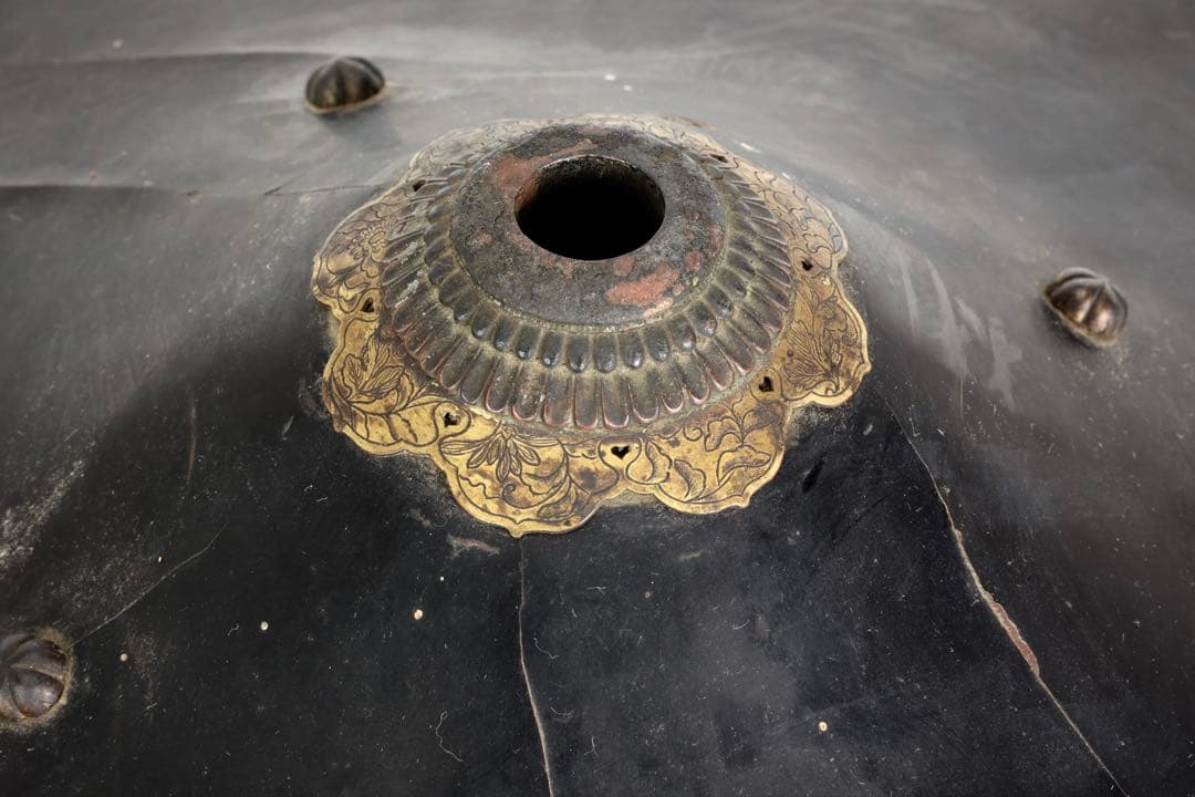 江戸期 黒漆塗 陣笠 四ツ目結紋 時代武具 甲冑 漆塗 朱塗 古民具 骨董品