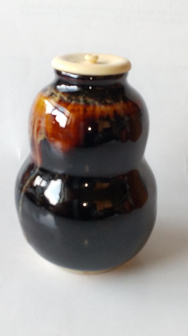 桶谷定一 作 洛東定一 希少 瓢形茶入 仕覆 荒磯純子 茶道具 共箱 茶入 美品