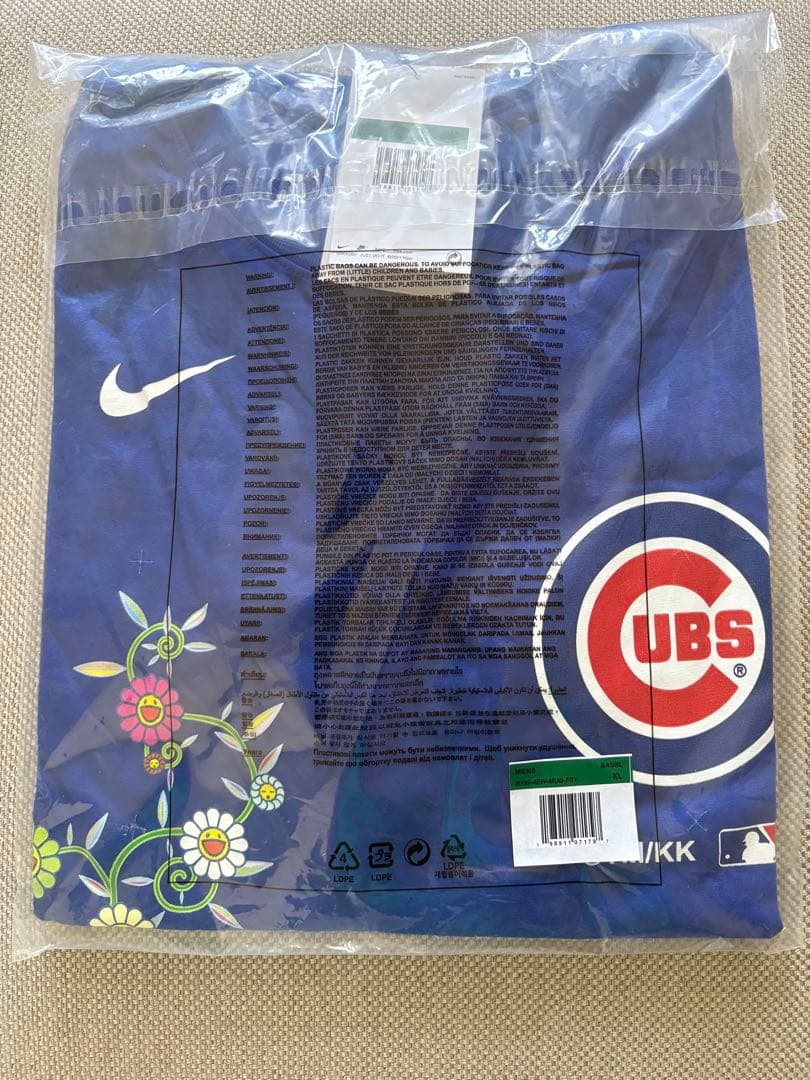 【新品】MLB 村上隆 NIKE CUBS Tシャツ XL