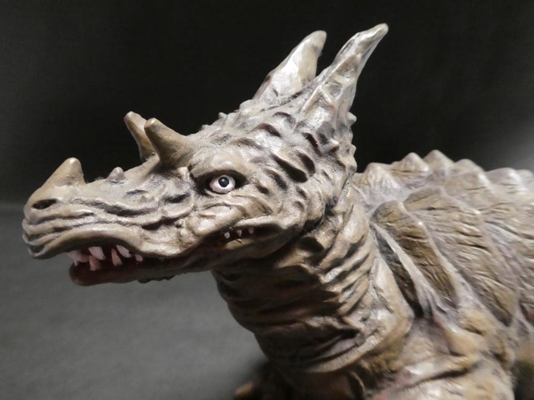 ビリケン商会　パゴス　塗装済み完成品