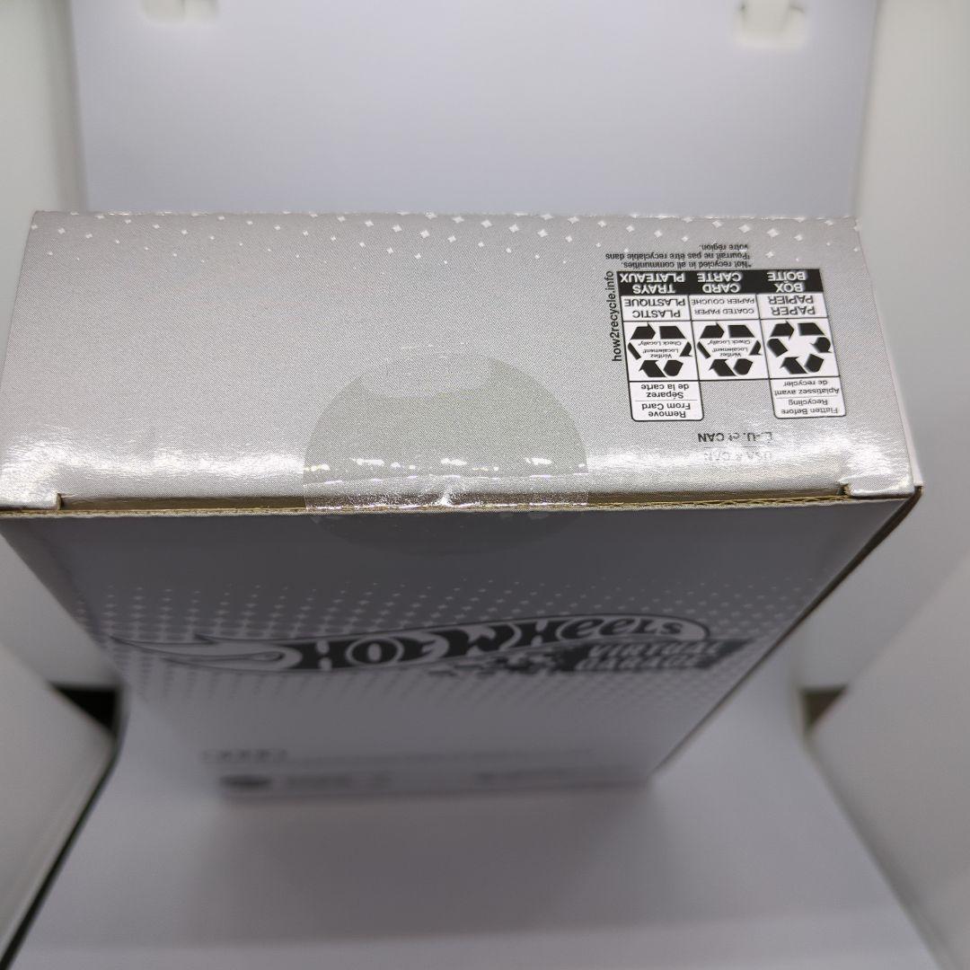 A*n様 ホットウィール NFT アウディ アバント RS2