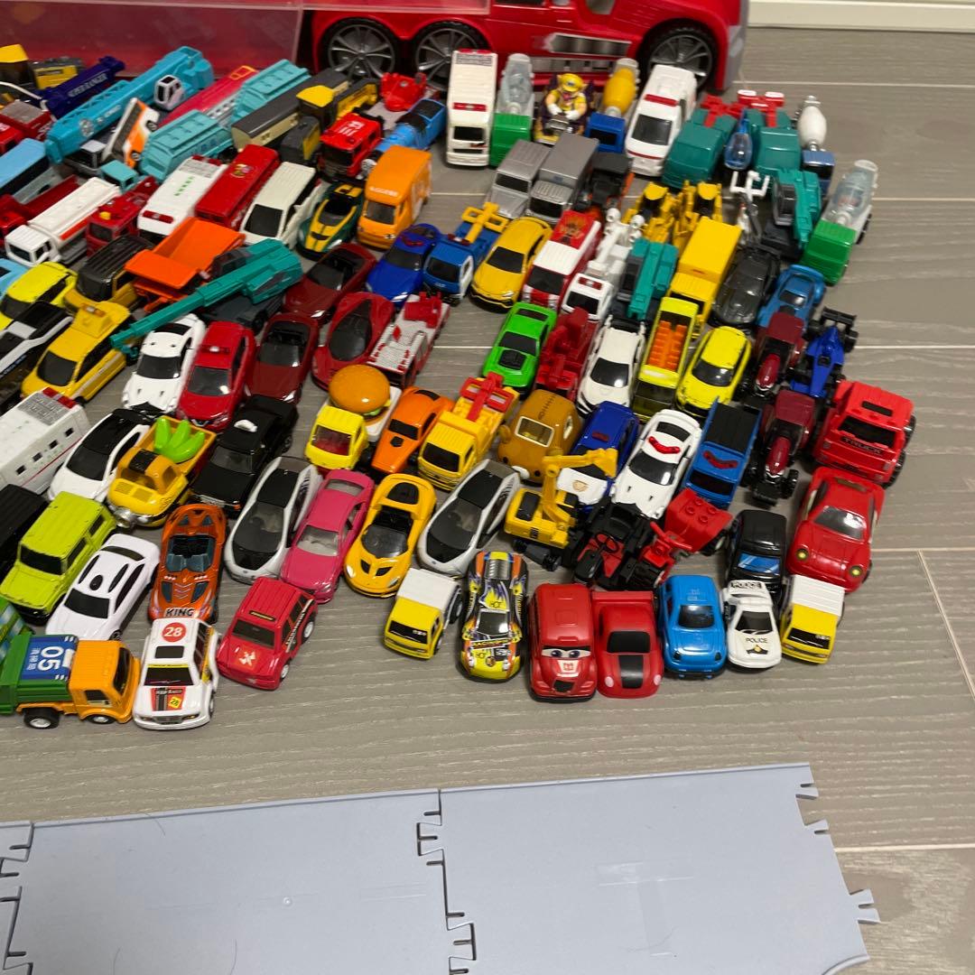 トミカ ミニカー まとめ売り 約200台以上　高速道路　消防署　キャラクター