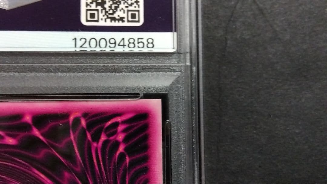 PSA8「DDM ブラックマジシャンガール」ブルー レリーフ ダンジョンダイス