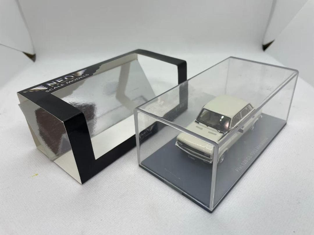 405-448 NEO 1/43 フィアット 128 CL 1982