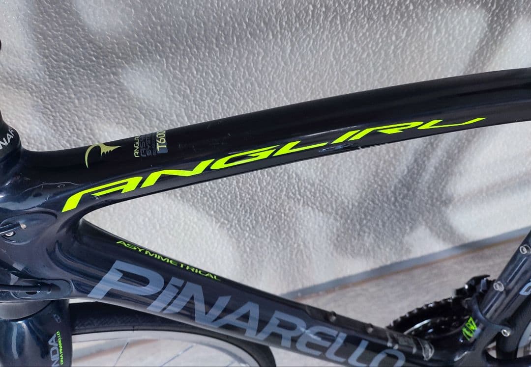 Pinarello ピナレロ アングリル カーボン ロードバイク