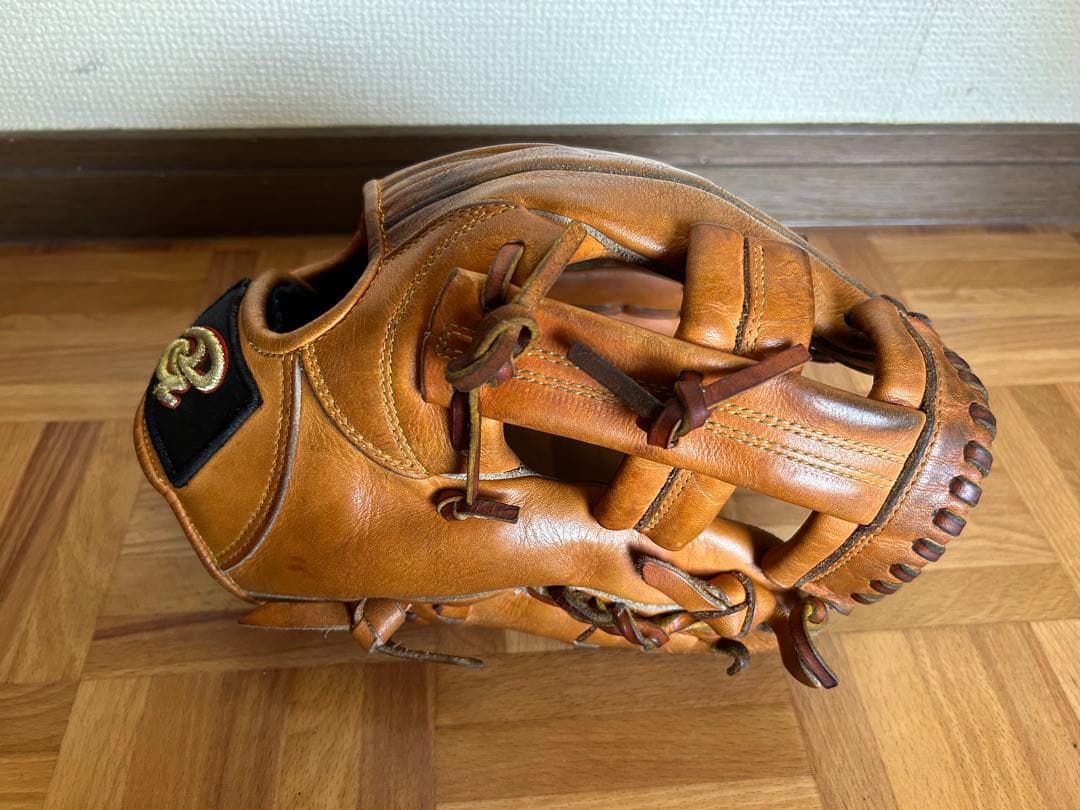 ドナイヤ　硬式グローブ　内野手用　山田哲人