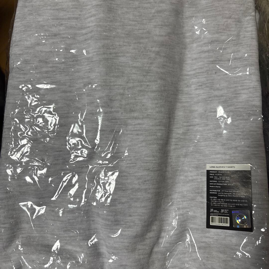 straykids 5star 公式グッズ　トレーナー　スキズ