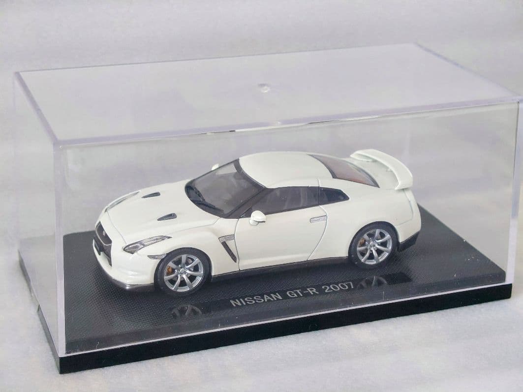 ミニカー R35GT-R GT5 COLLECTOR'S Edition 1/43
