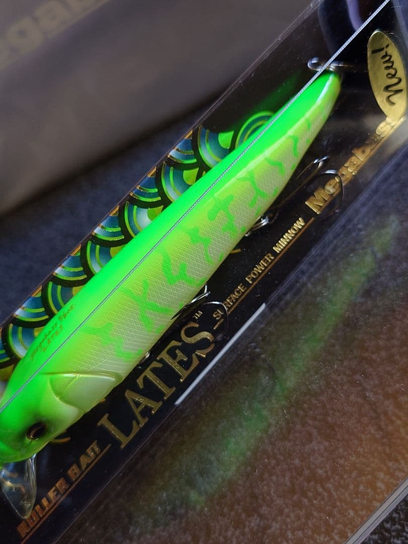 メガバス ラテス 旧型(廃盤) 初回NEW ライムチャートコーチ 新品未開封