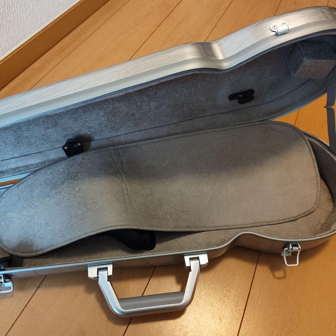 バイオリンケース