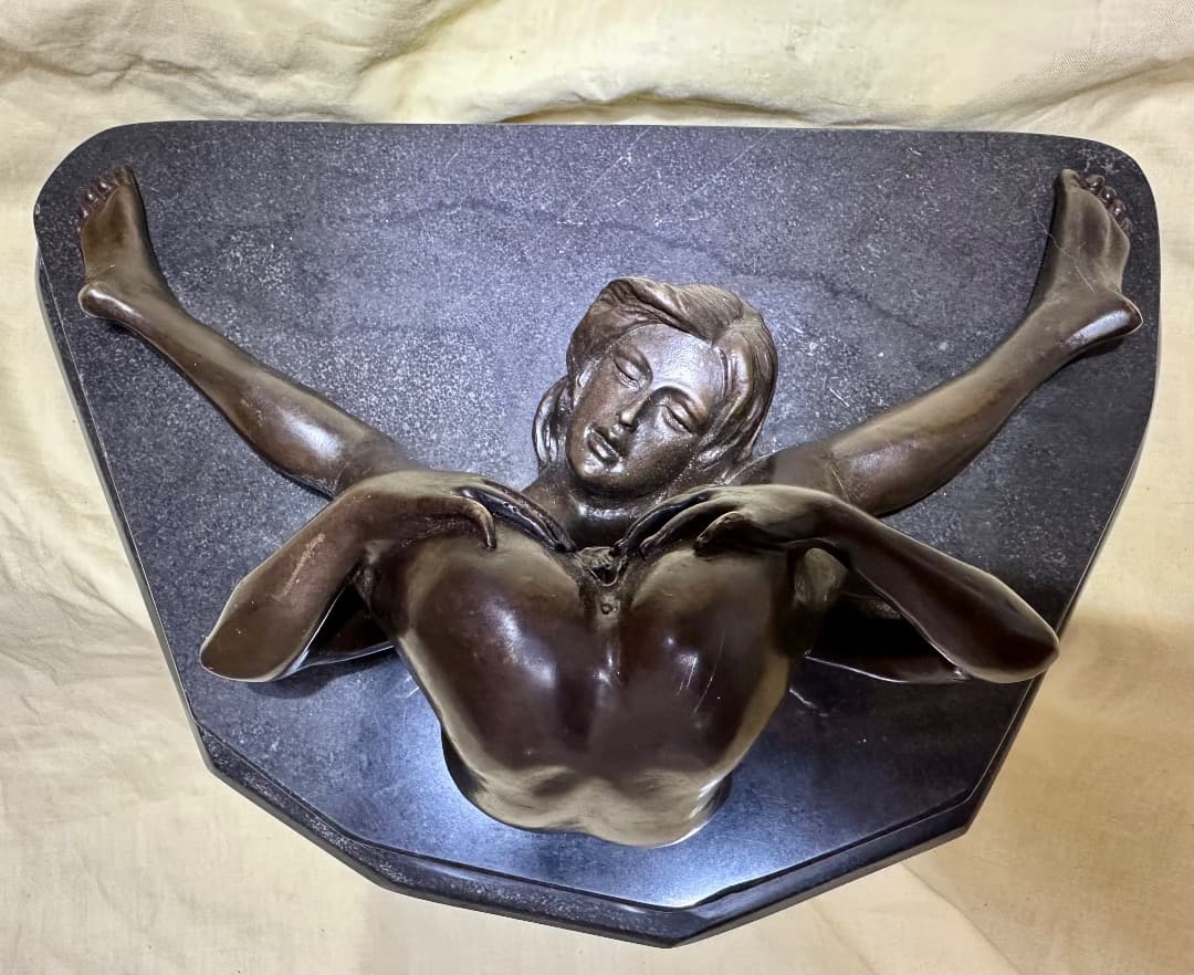 人気ブロンズ像・Nino Oliviono名作「セクシー裸婦」大理石台座