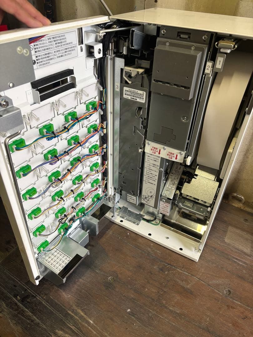 BOSTEC券売機 新札未対応(値下げしました)