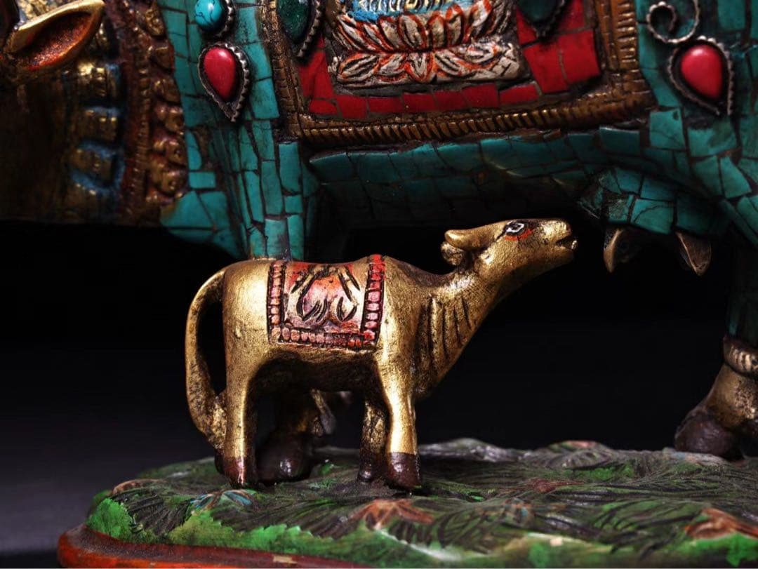 貴重品、旧蔵希少、精銅、象眼宝石、彩色蒔絵母子牛