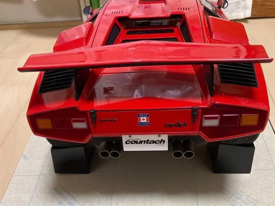 デアゴスティーニランボルギーニ・カウンタック 1/10スケール　ジャンク品です！
