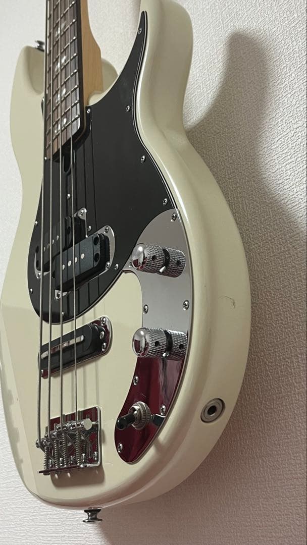 YAMAHA BB424X ベース　(ギターヒーロー、ケース付き)