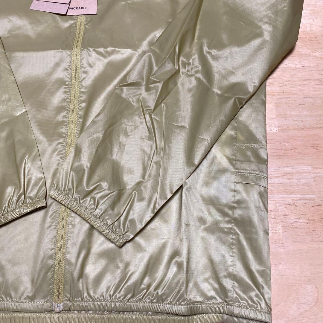 asicsアシックス　ランニングパッカブルライトジャケット