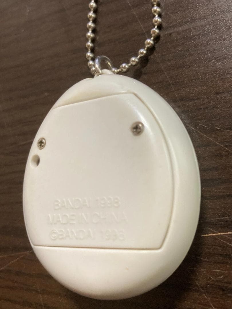 【動作確認済】バンダイ　たまごっち　サンタクロっち　ホワイト