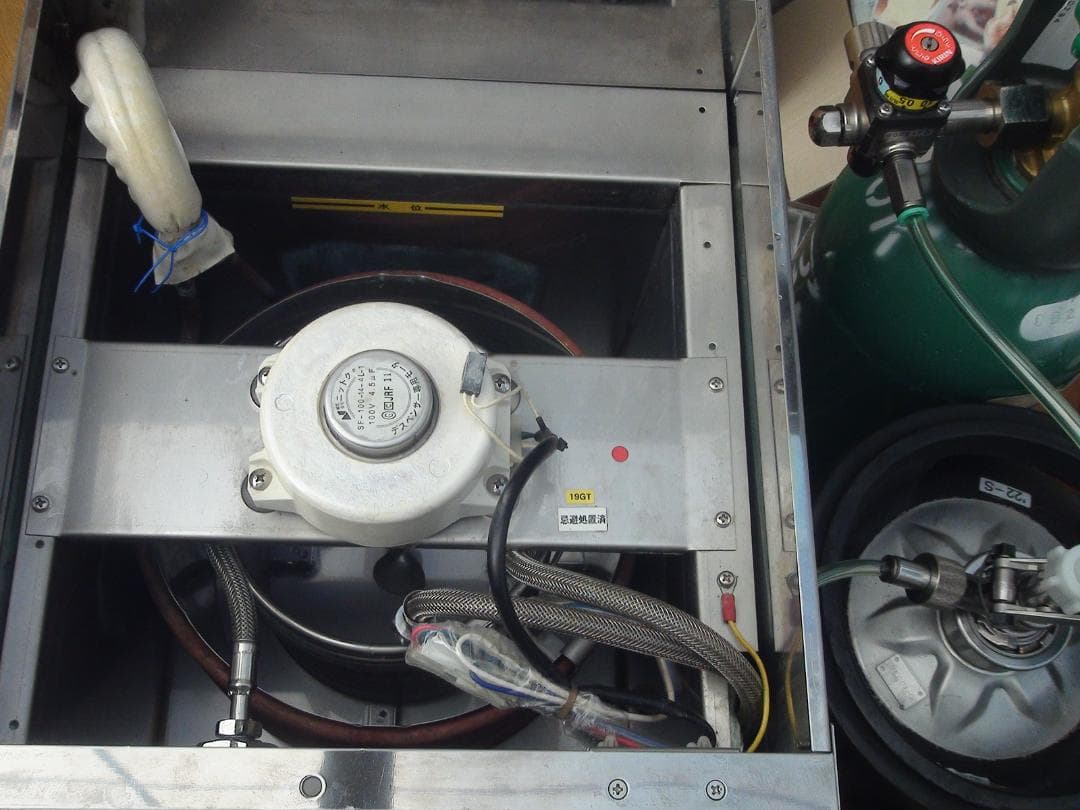 即使用可能ニットクビールサーバーBSE-30W