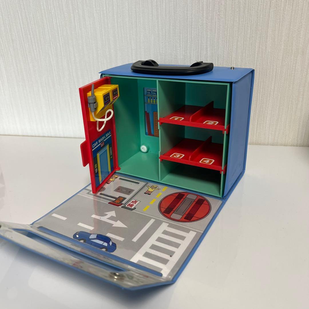 トミカ その他のミニカー多数　おでかけバック