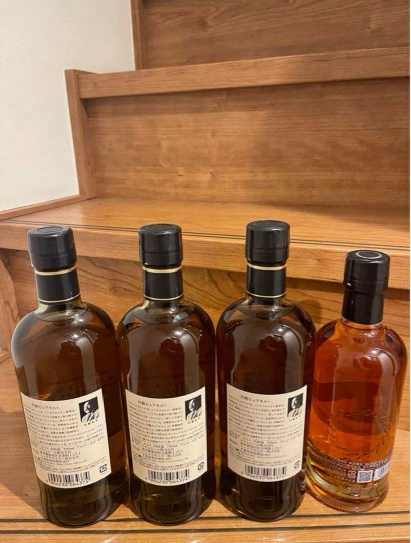 ヒロユキ 竹鶴ピュアモルト3本箱無し　フロンティア1本