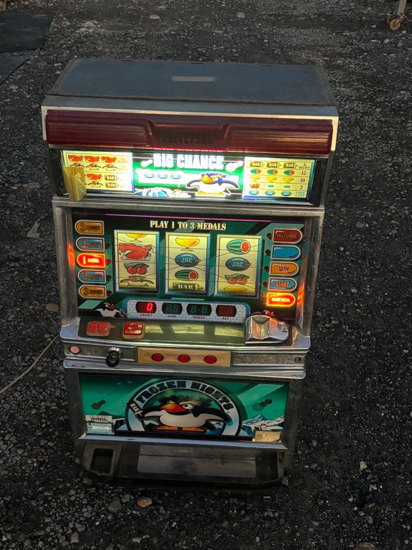 最終お値下げ　ジャンク品　BIG CHANCE ペンギンスロットマシン