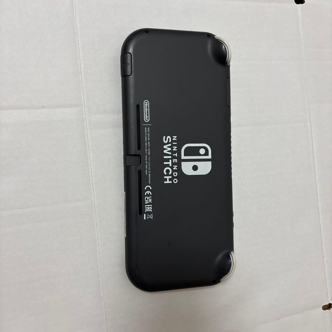 Nintendo Switchライト 黒＋64GBのSDカード