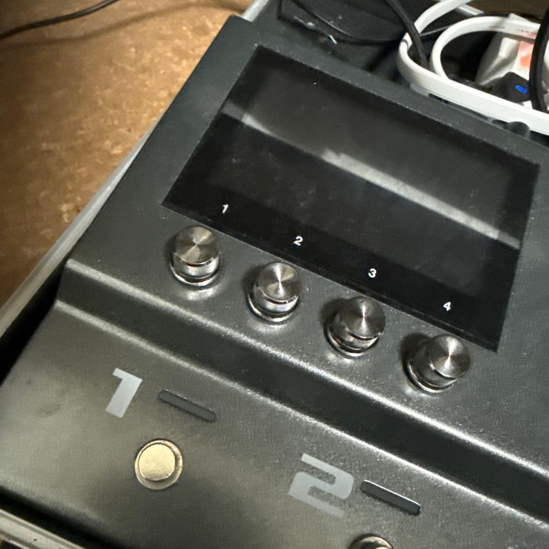 【早い者勝ち】BOSS GX-100 BT-DUAL・箱・電源ケーブル付属