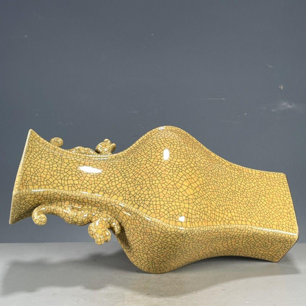 宋哥窯金糸鉄線開片両耳賞瓶 景徳鎮  装飾品 現代工芸品美術品 置物
