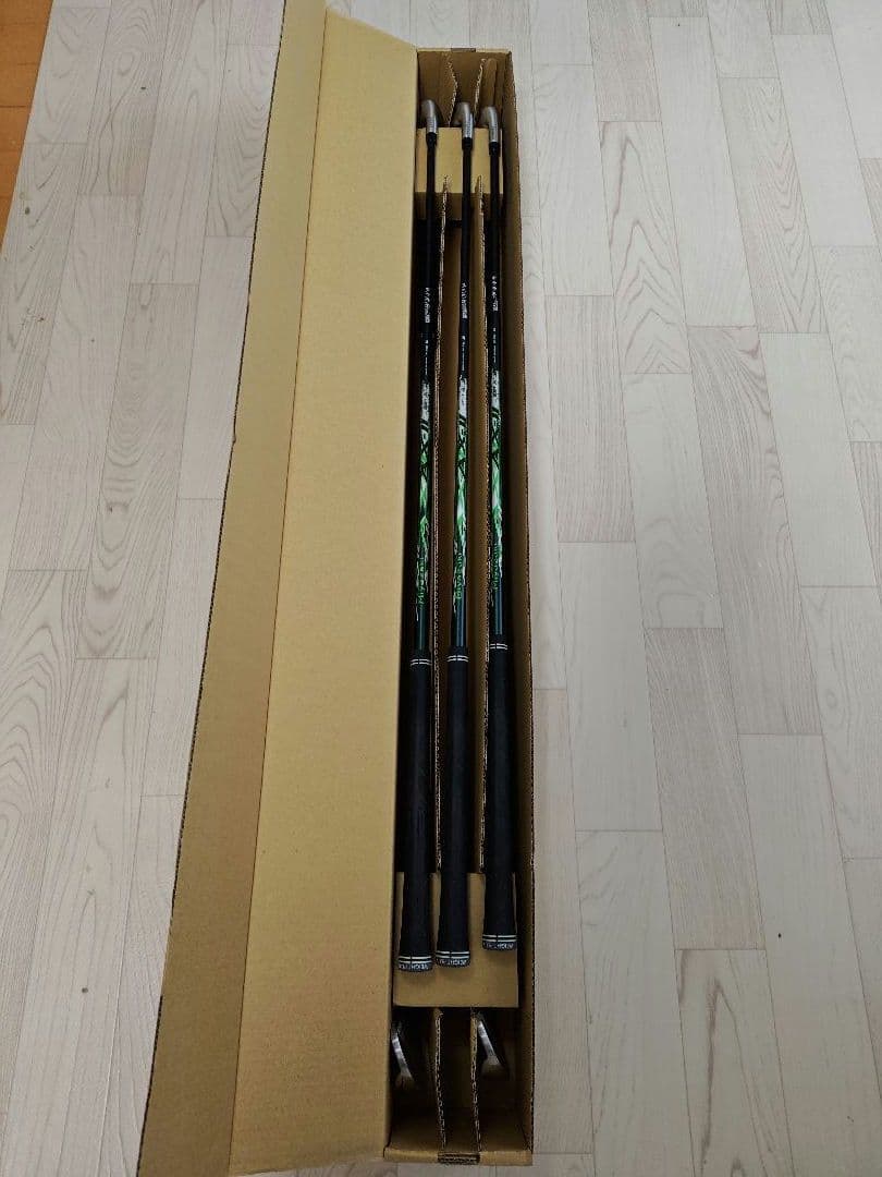 ゼクシオX アイアンセット2022　Miyazaki AX-2カーボンシャフト