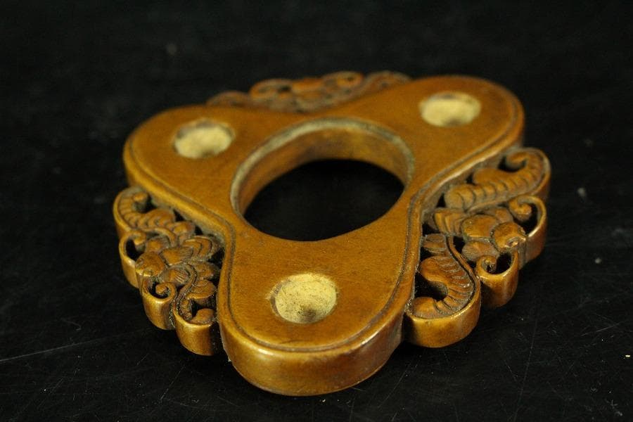 古上野 三足 香炉 黄楊木彫刻火屋 台 香合付(K-A812)