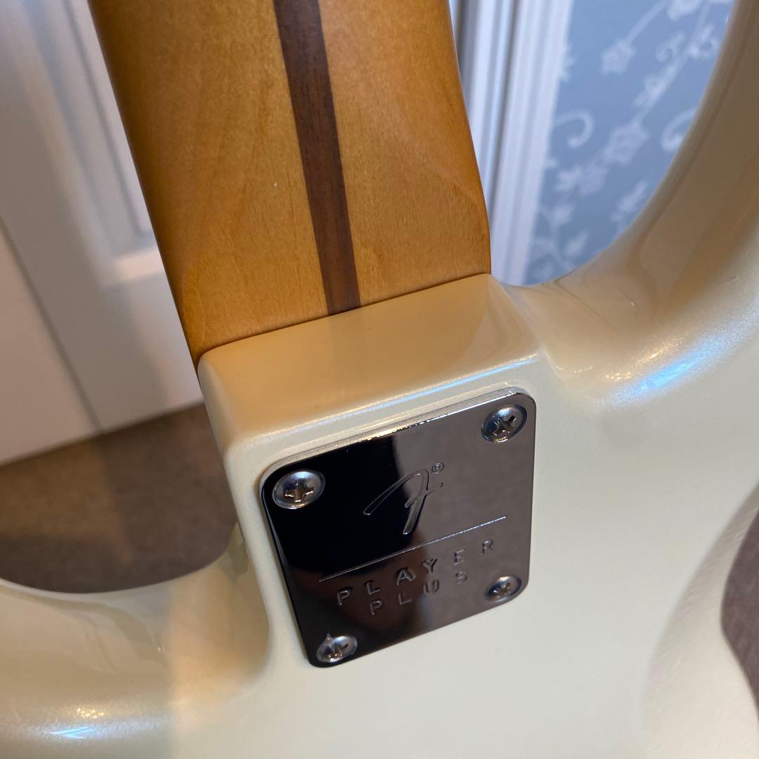 Fender PLAYER PLUS アクティブプレシジョンベース