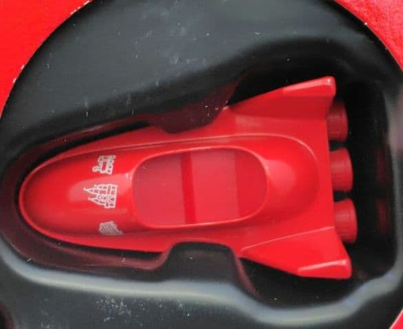 【未開封】ディズニーランド　トイ・ステーション　トミカ　レッドカラーセット