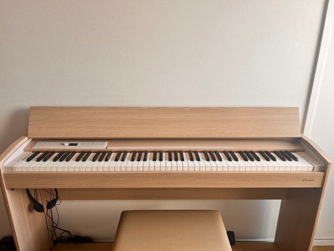 Roland F701-FA 21年製