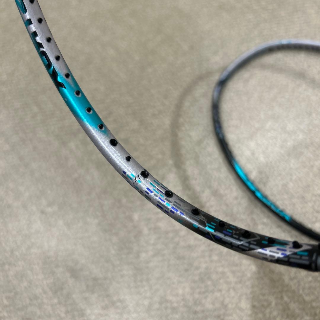 バドミントンラケットアストロクス88Dプロ4UＧ5