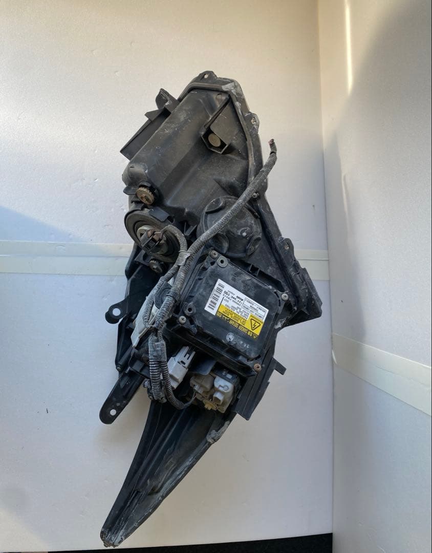 プリウス 30系 前期 純正HID ヘッドライト 左右セット